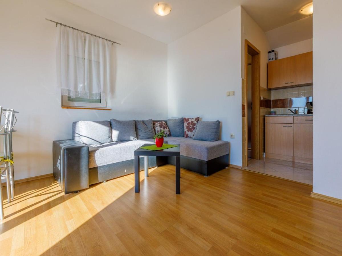 קריקווניצה Apartments Benny מראה חיצוני תמונה